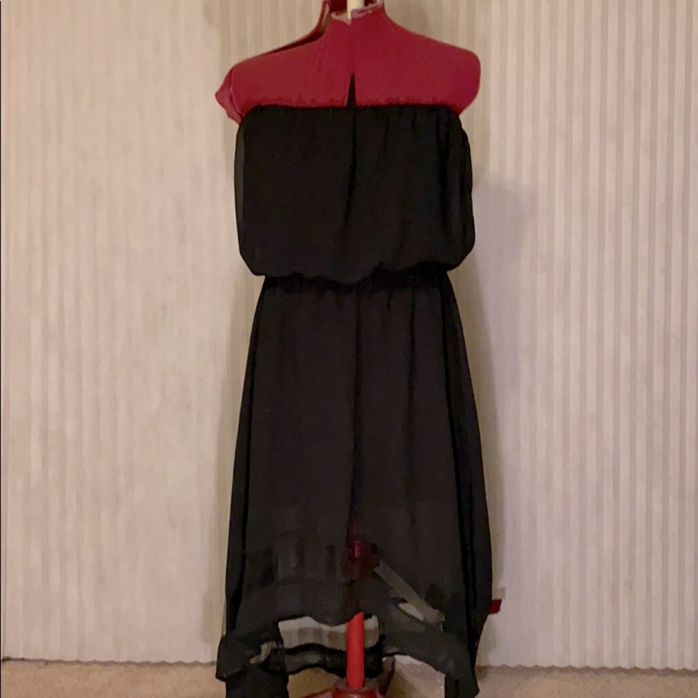 Hi-low black strapless cocktail dress